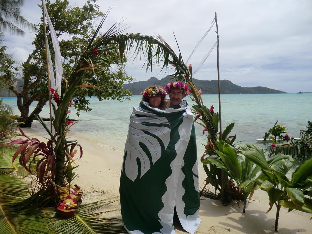 Pension Hibiscus Tahaa Uturoa ภายนอก รูปภาพ